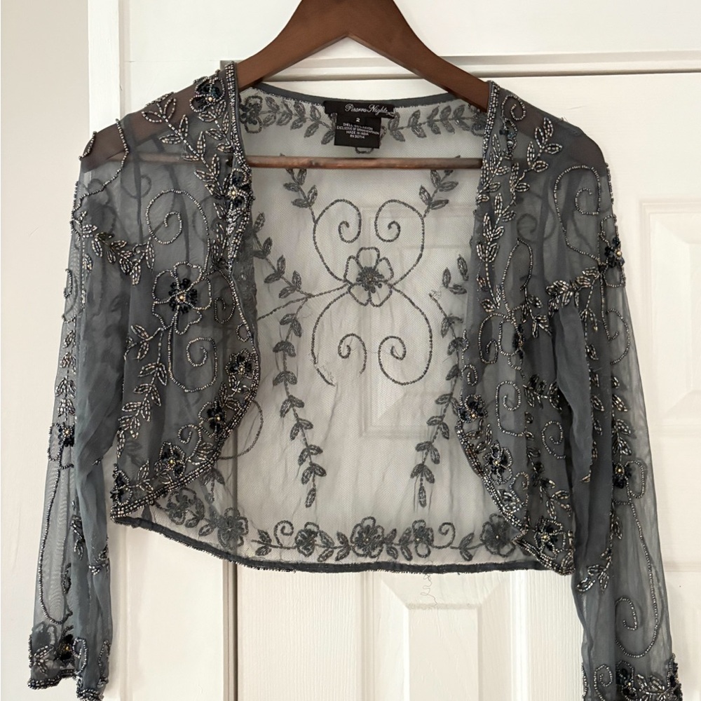 Adrianna Papell Charcoal Sheer Embroidered‎ Blouse Flaw Size 2